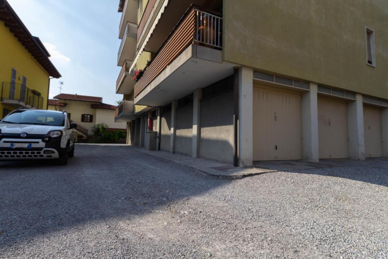 Mamma Ciccia Holiday Home - Casa Imperia Mandello del Lario Esterno foto