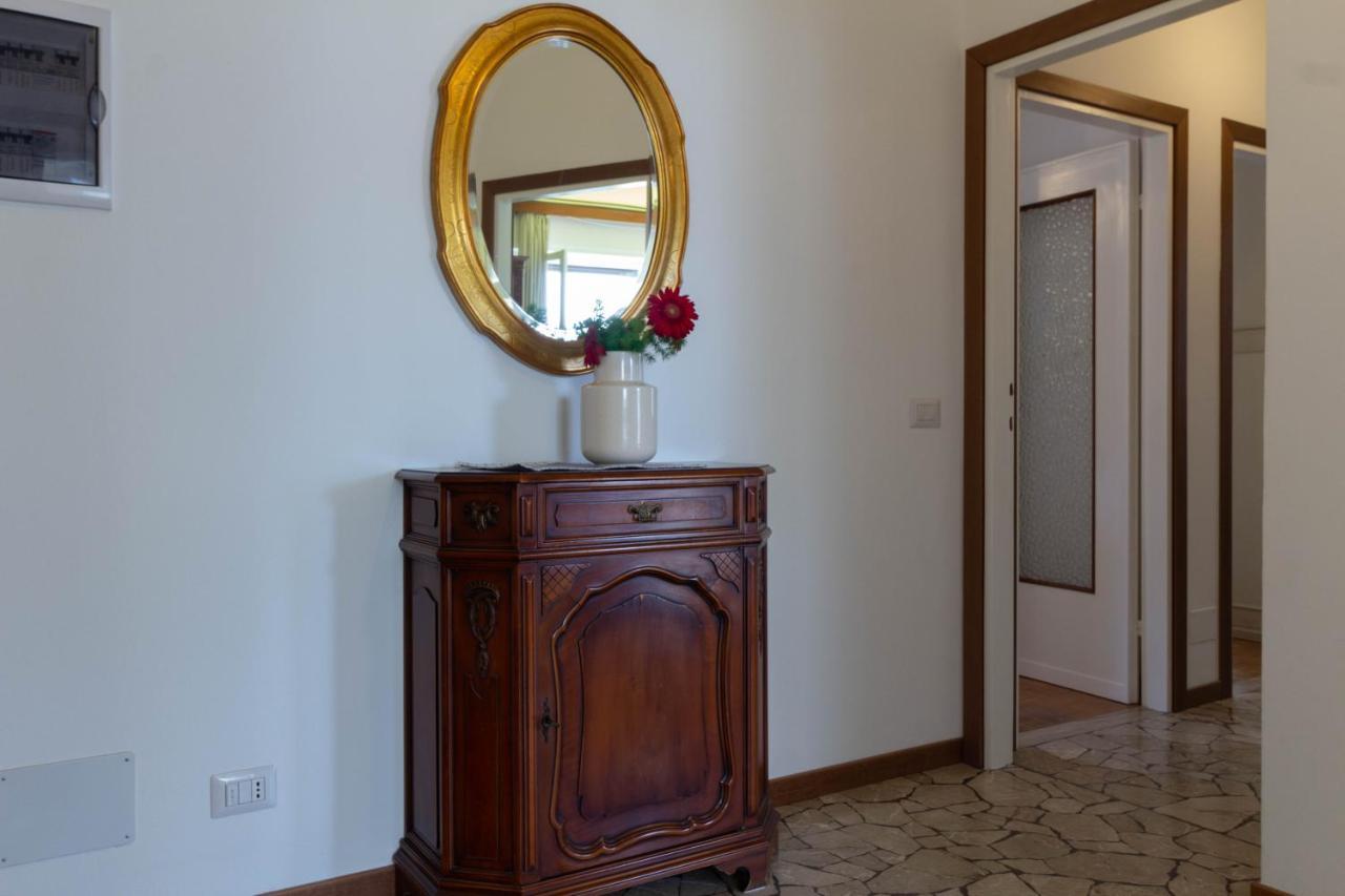 Mamma Ciccia Holiday Home - Casa Imperia Mandello del Lario Esterno foto