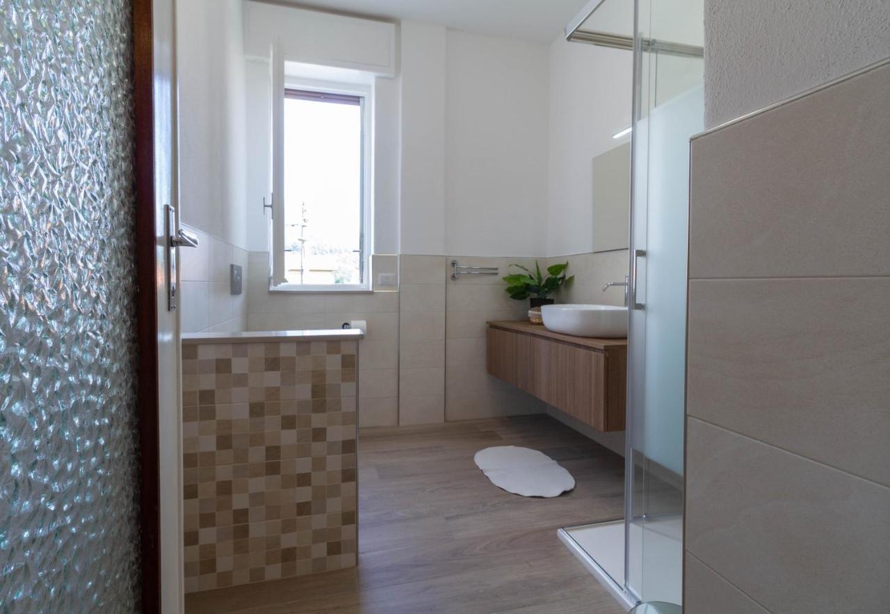 Mamma Ciccia Holiday Home - Casa Imperia Mandello del Lario Esterno foto