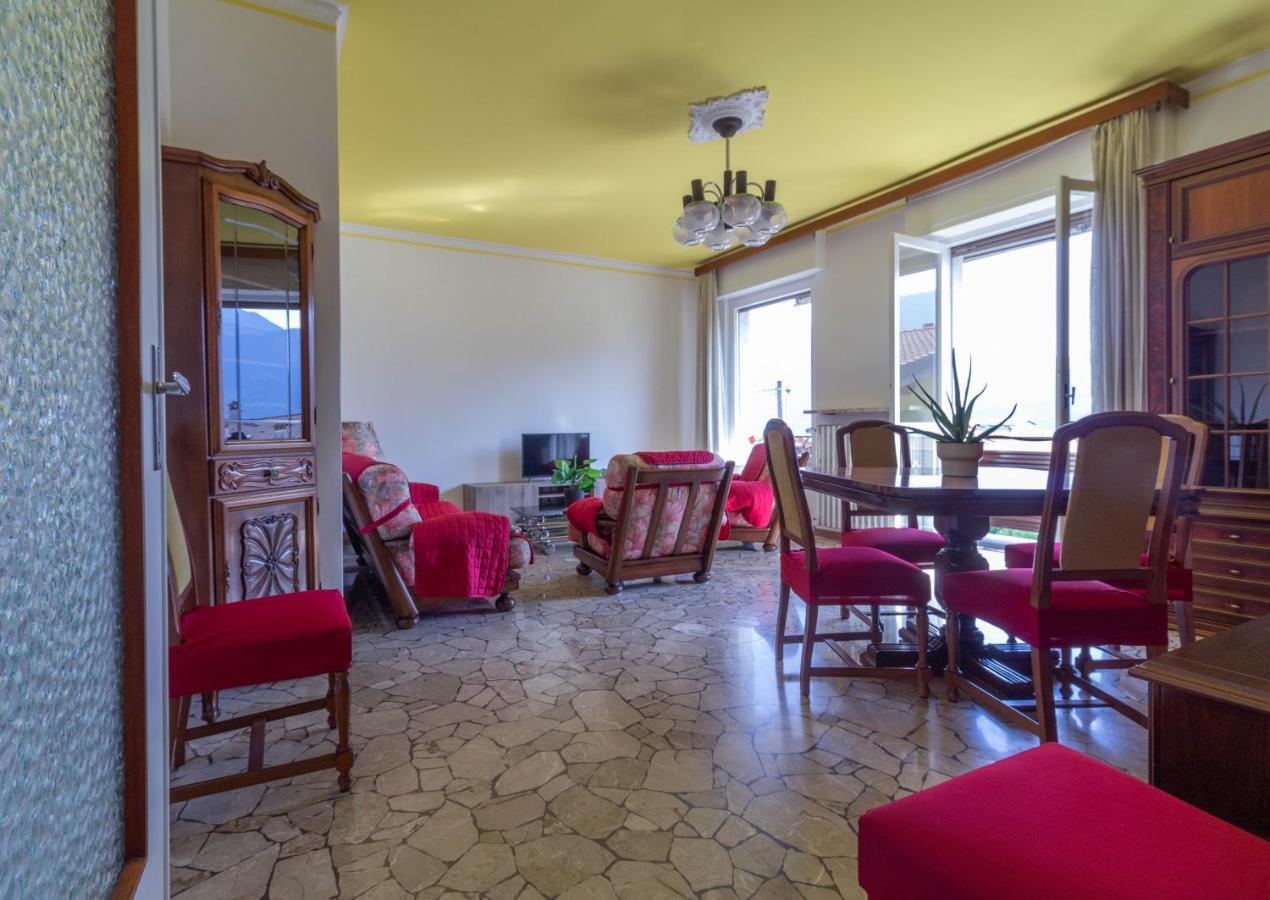 Mamma Ciccia Holiday Home - Casa Imperia Mandello del Lario Esterno foto