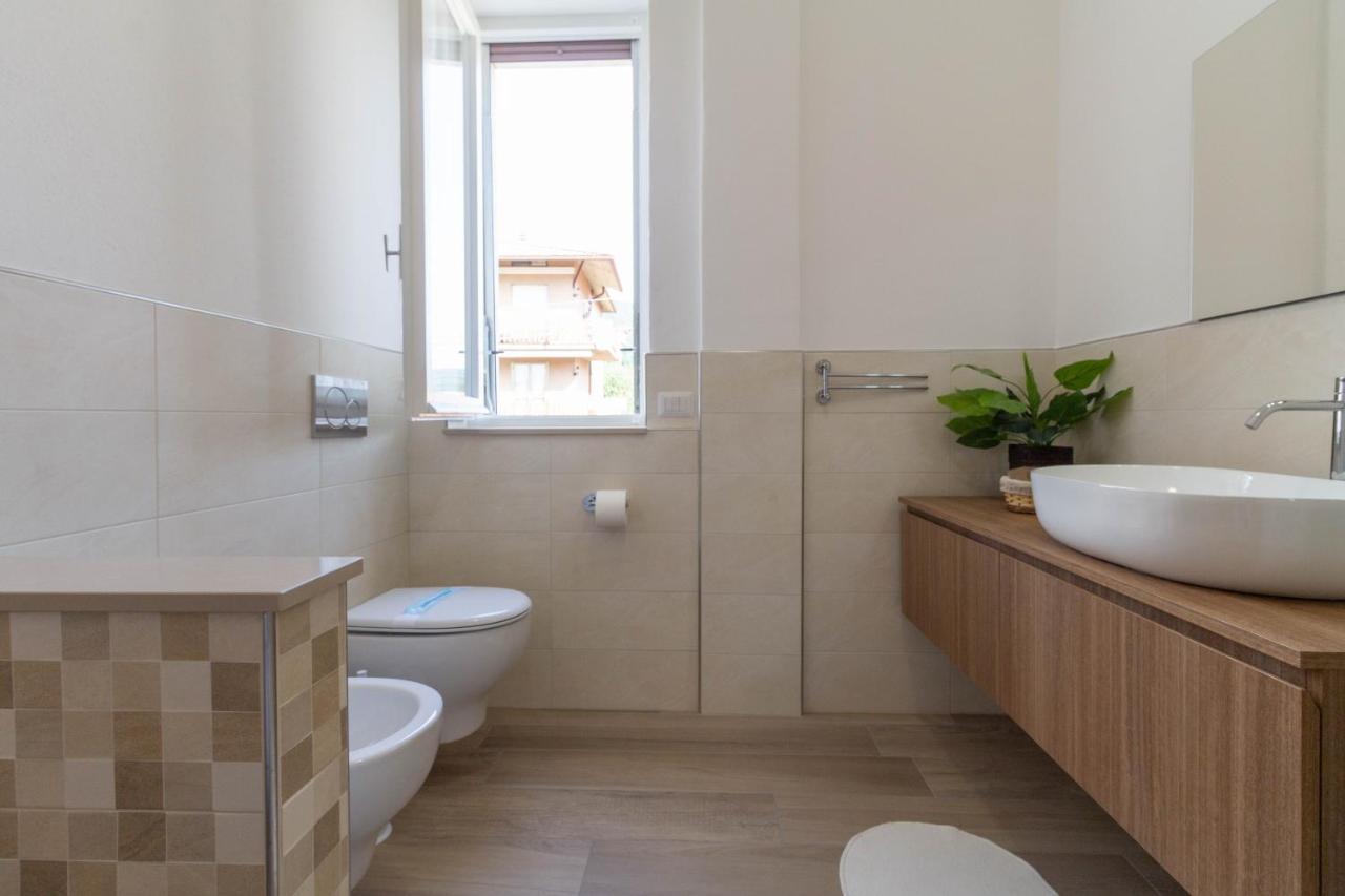 Mamma Ciccia Holiday Home - Casa Imperia Mandello del Lario Esterno foto
