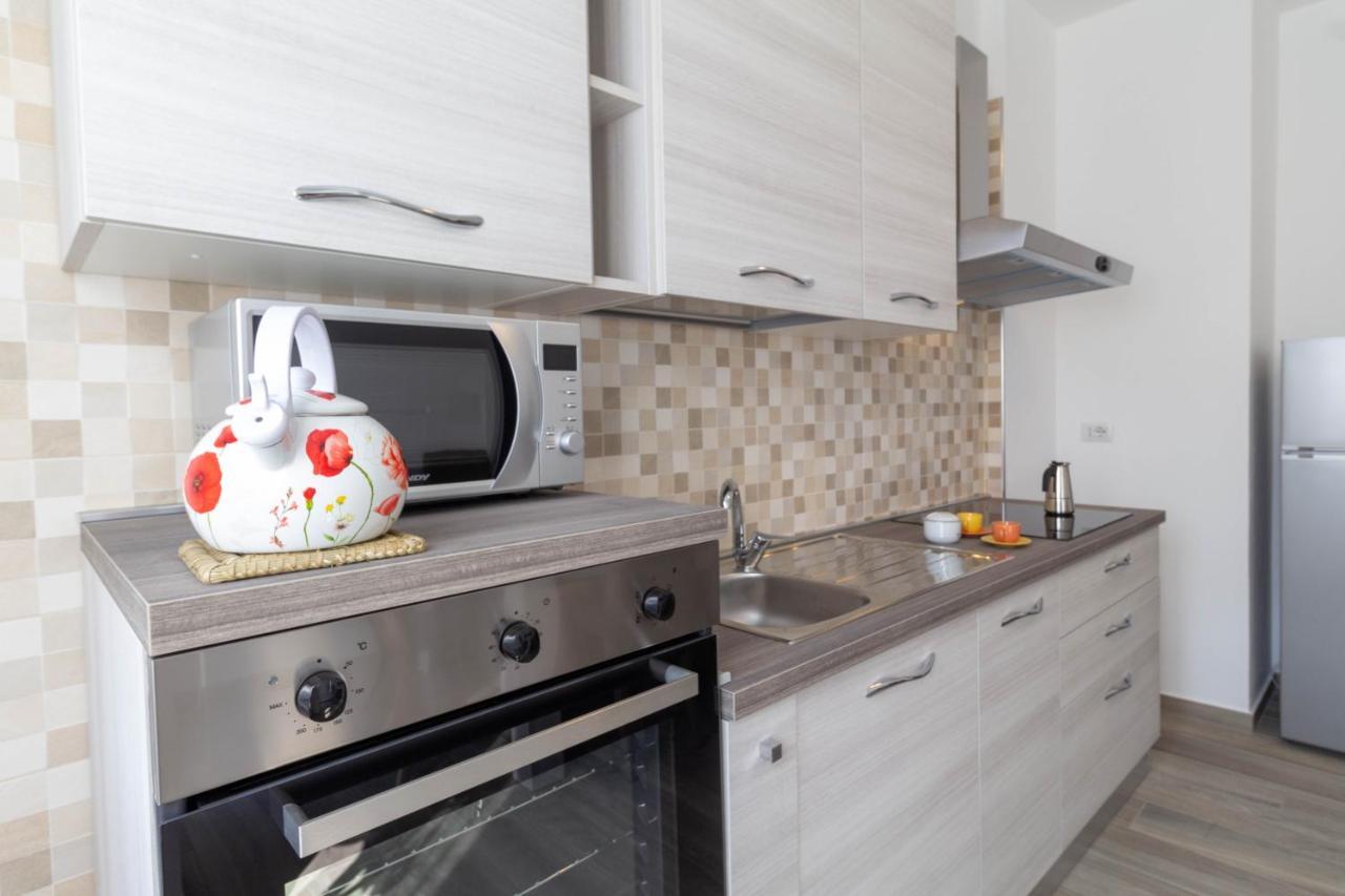 Mamma Ciccia Holiday Home - Casa Imperia Mandello del Lario Esterno foto