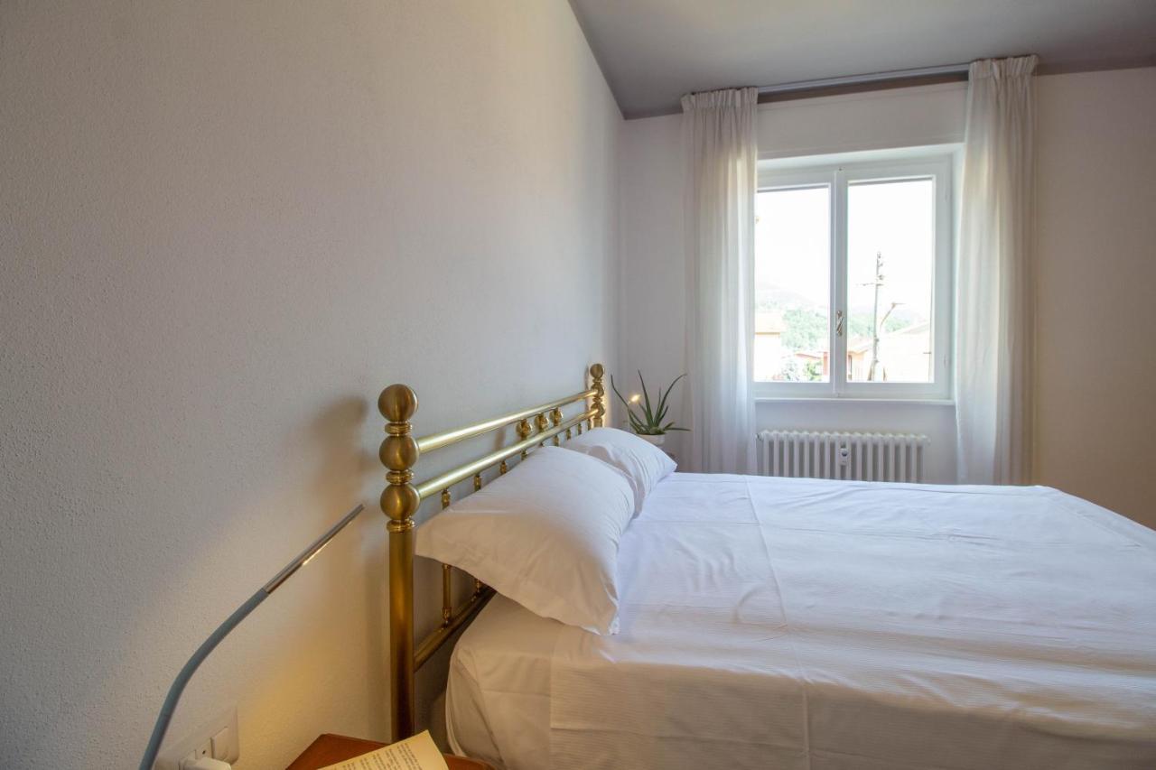 Mamma Ciccia Holiday Home - Casa Imperia Mandello del Lario Esterno foto